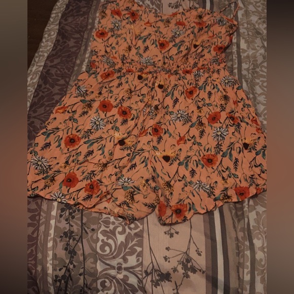 Jump suit - Picture 2 of 2